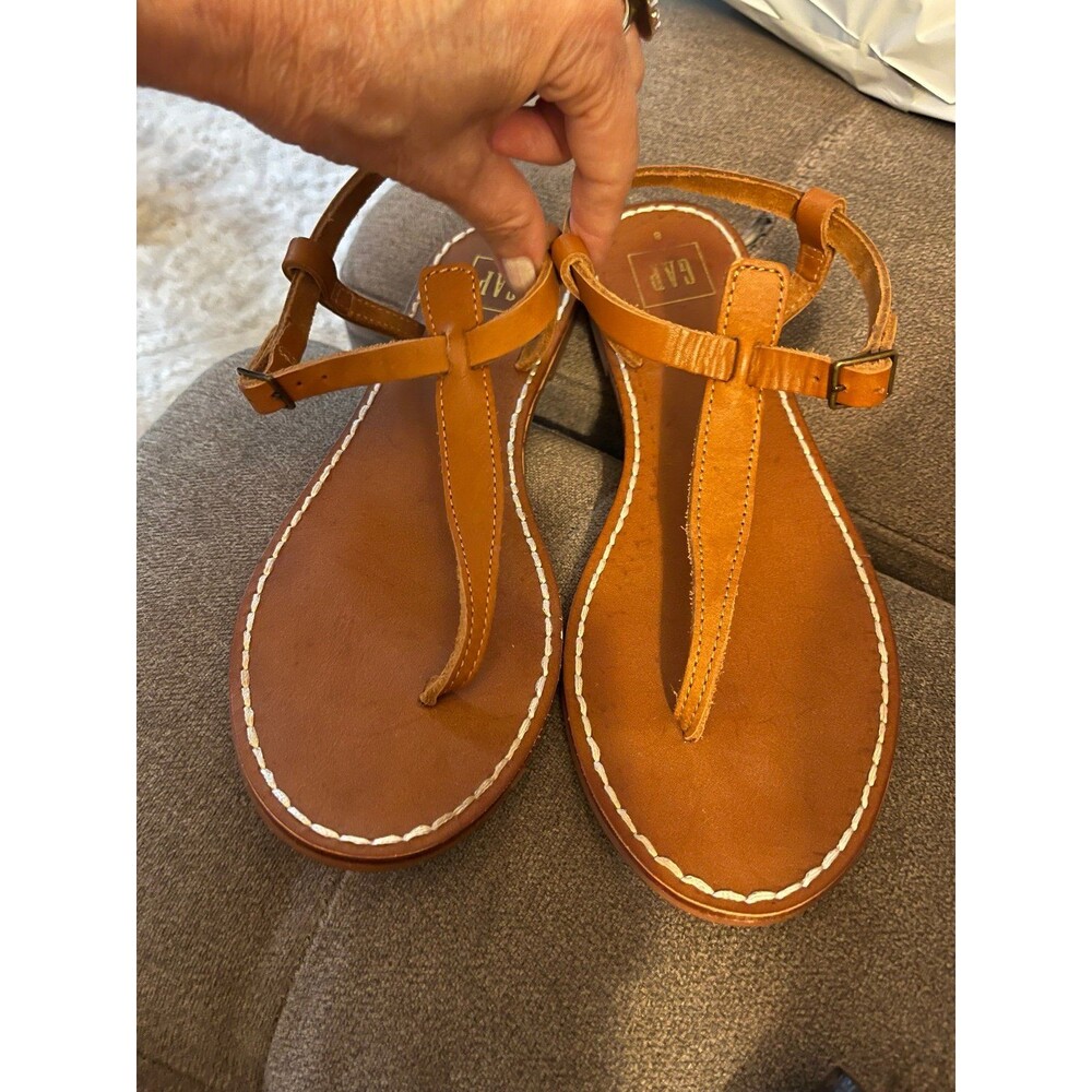 Gap Genuine Leather Thong Flat Strappy Sandals Shoes Women’s sz 8 travel Beach